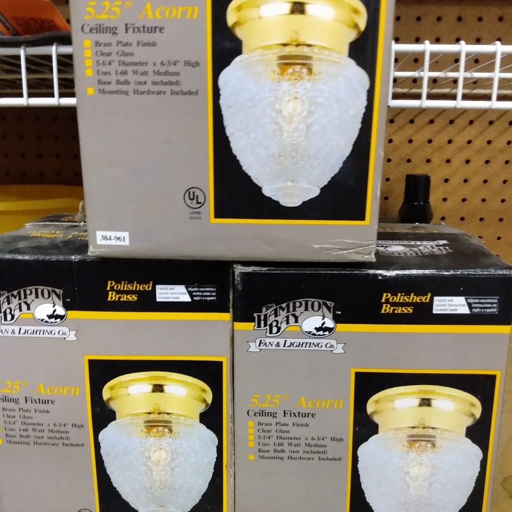 3 ceiling fixtures